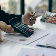 5 Key Differences Between UK and Mauritius Compliance Frameworks Every CFO Should Know - lscl